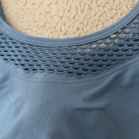 Women’s Victoria Secret Sport Blue Sports Bra, Medium - Picture 2 of 4